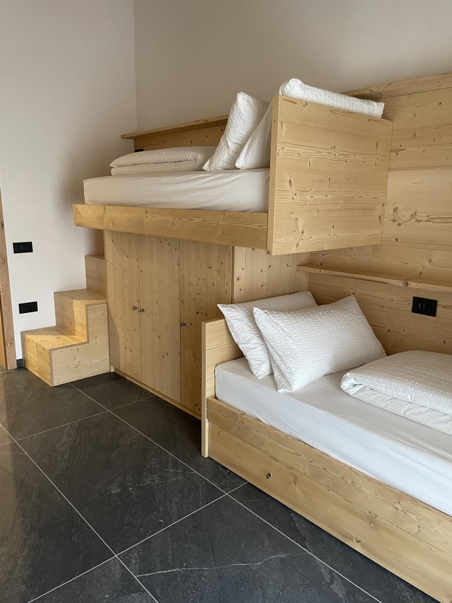 Dolomia Apartments & Spa Dimaro Exteriör bild