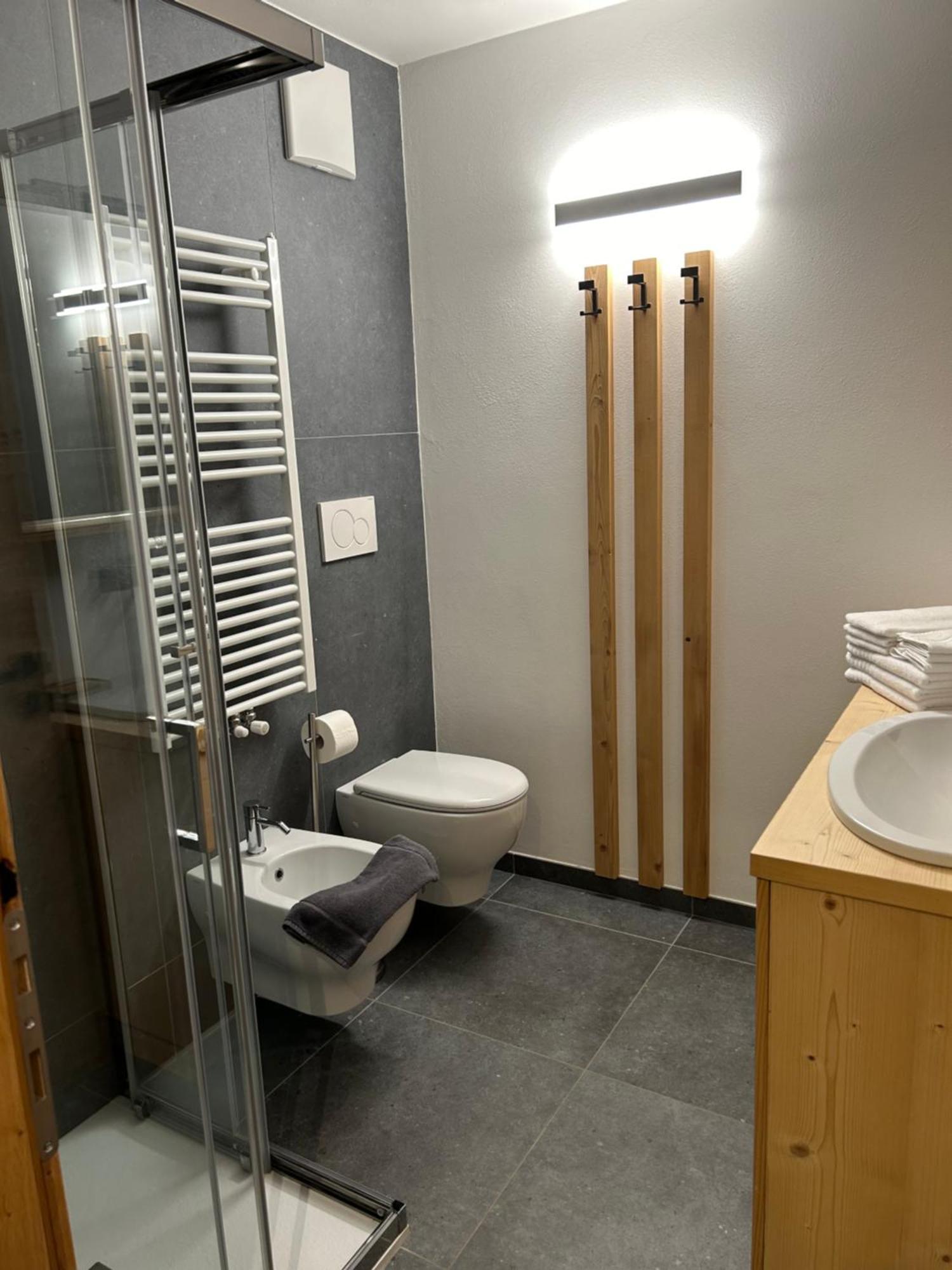 Dolomia Apartments & Spa Dimaro Exteriör bild